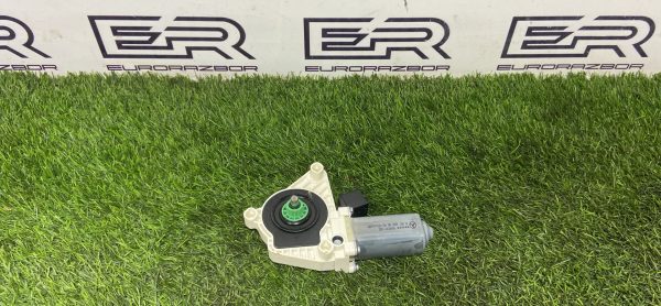 Моторчик стеклоподъёмника Mercedes CLS W218 рест