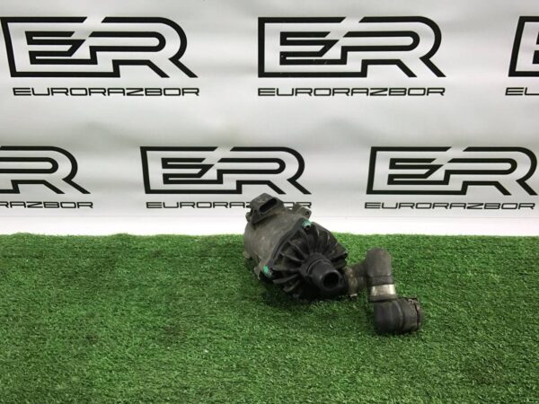 Насос антифриза дополнительный BMW 7 F01/F02