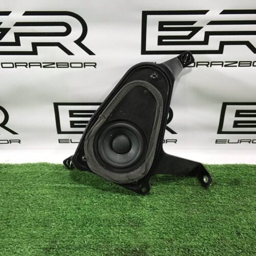 Динамик в задней полке / задней стойке Volvo XC90