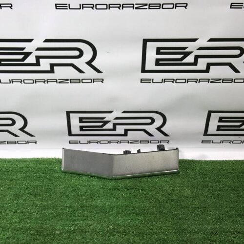 Декоративная накладка торпедо Volvo XC90 2