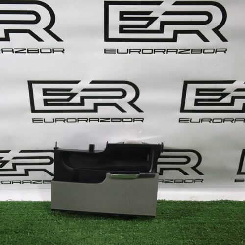 Накладка центральной консоли Volvo XC90