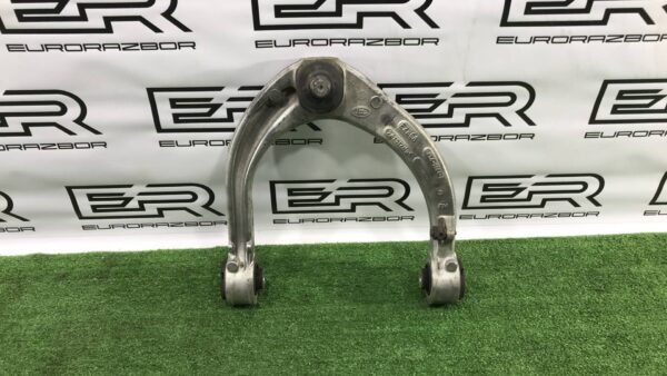 Рычаг правый верхний Range Rover L405 PLA 3084