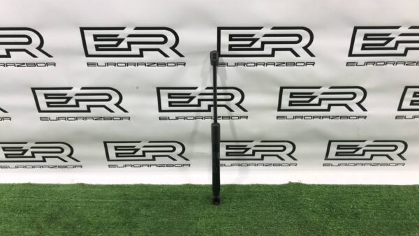 Амортизатор крышки багажника Range Rover L405