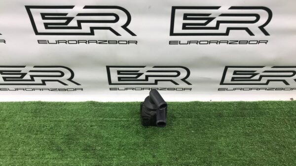 Помпа дополнительная Volvo XC90