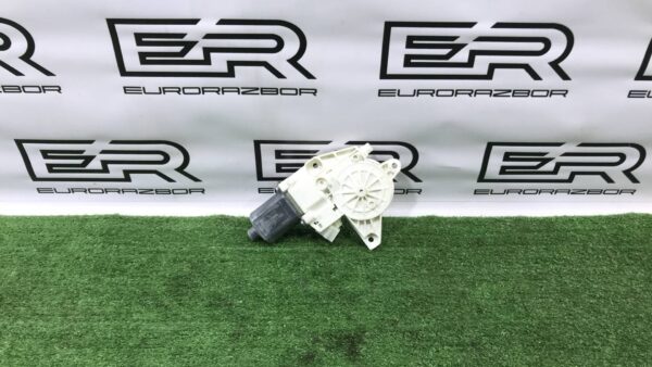 Моторчик стеклоподъемник Mercedes GLE