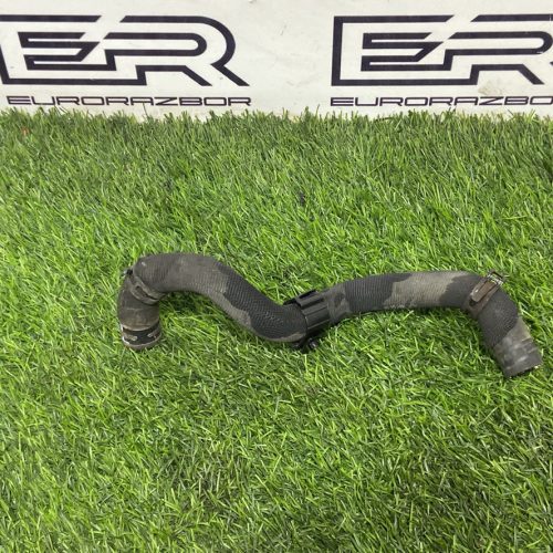 Патрубок системы охлаждения Jaguar F Pace Х761