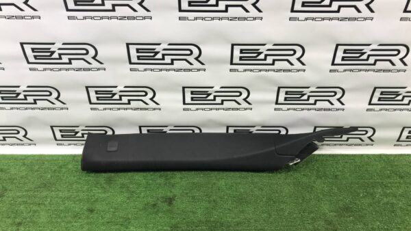 Обшивка стойки Range Rover L405