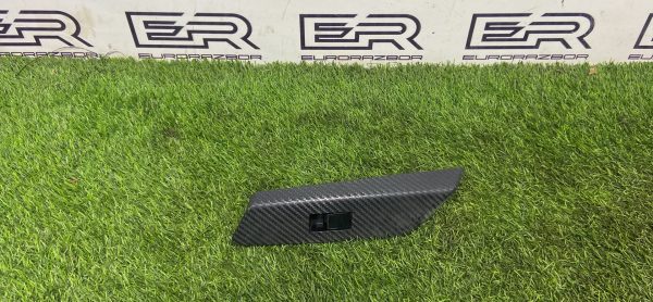 Накладка двери Toyota Rav4