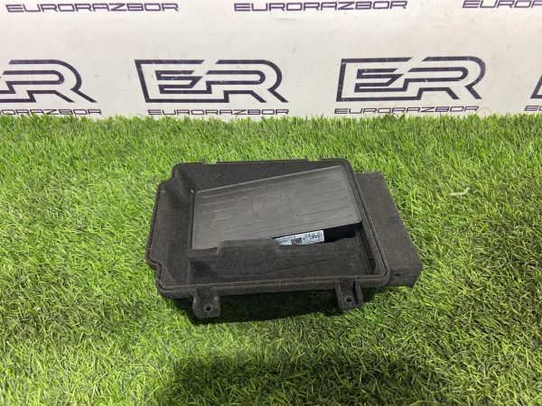 Беспроводная зарядка Аudi Q7 Q8 4M