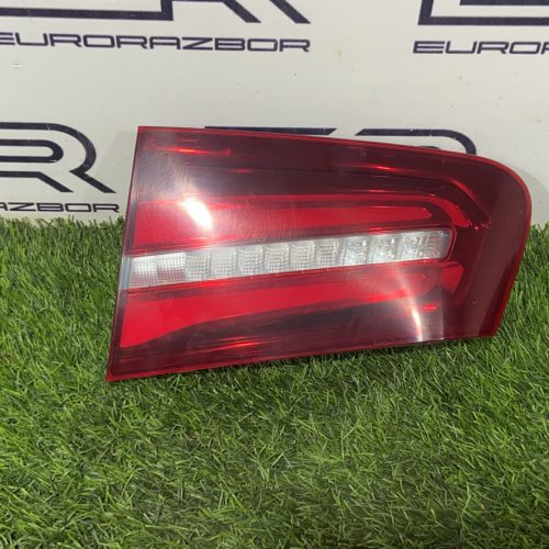 Фонарь крышки багажника правый Mercedes GLC X253