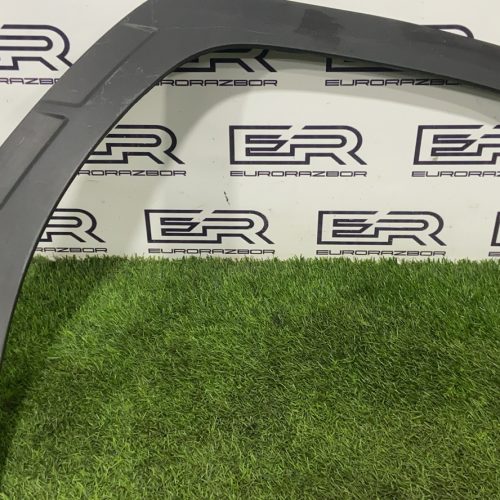 Молдинг двери задний правый Hyundai Tucson 4 (NX4)