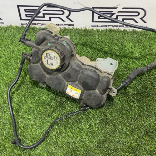 Бачок расширительный Range Rover L405