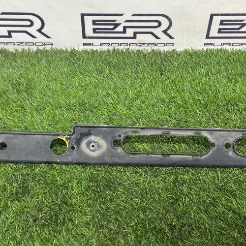 Кронштейн крыла передний правый Range Rover L405 L494