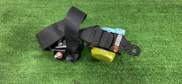 Ремень безопасности на Kia Sorento