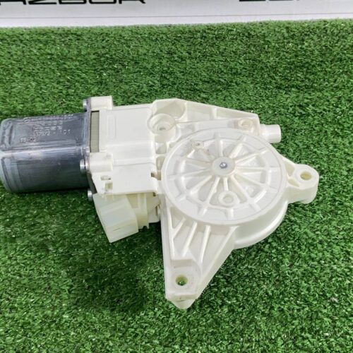 Моторчик стеклоподъемника Mercedes W166.