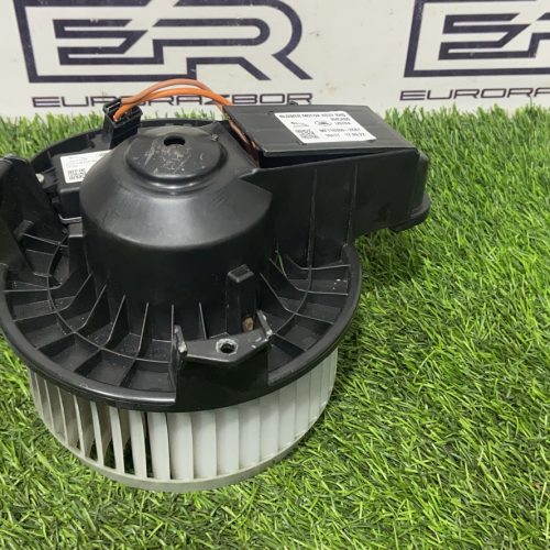 Моторчик печки Jaguar F Pace X761 Velar L560