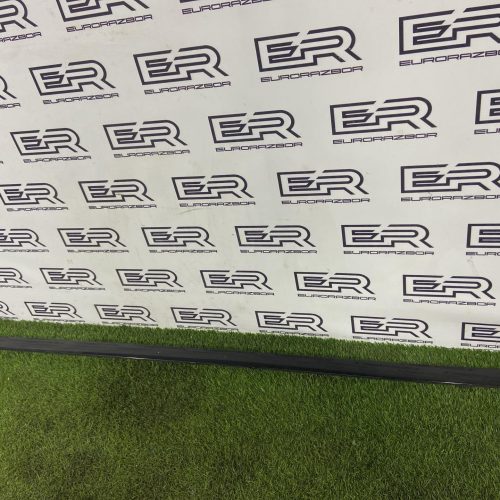 Молдинг кpыши левый Land Rоvеr Spоrt 2 L494