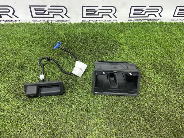 Камера заднего вида Audi Q7 Q8 4M