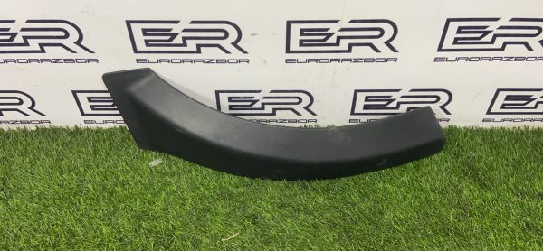 Накладка колёсной арки задняя левая Range Rover Velar L560