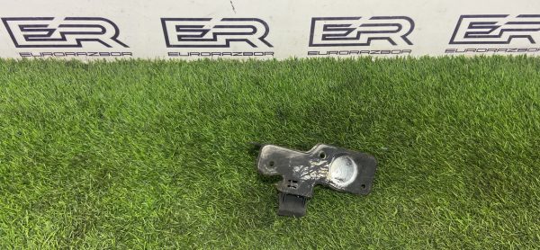 Крюк капота для Land Rover Range Rover Evoque L538