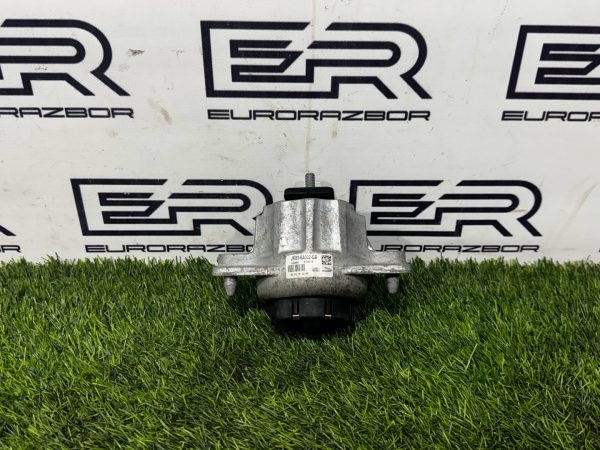 Подушка двигателя правая Jaguar F Pace x761 Velar l560