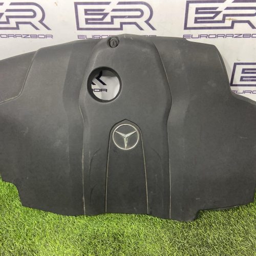 Крышка двигателя декоративная Mercedes Benz C W205