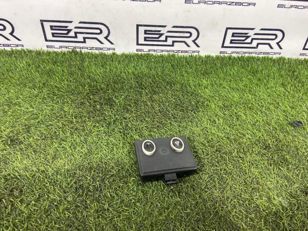 Блок управления двери задний левый Audi Q8 4M