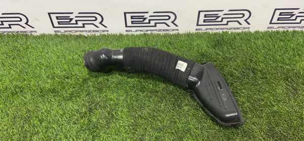 Патрубок воздушного фильтра Mercedes E W213/S213