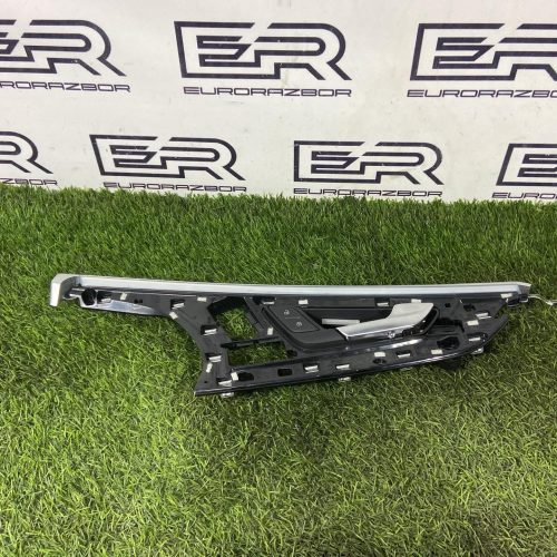 Ручка внутренняя двери передней правой Audi Q8 4M