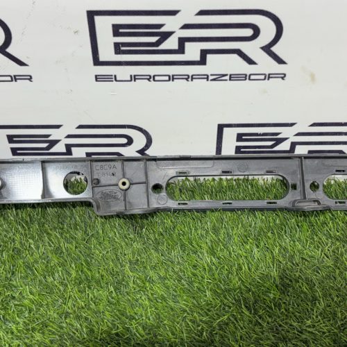 Кронштейн крыла передний правый Range Rover L405 L494