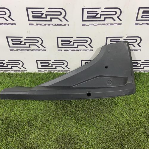 Пластик моторного отсека правый Audi Q8 4M