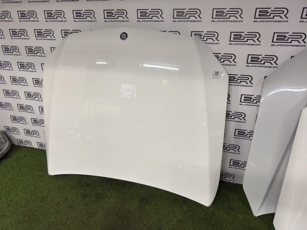 Капот Mercedes C Class W205