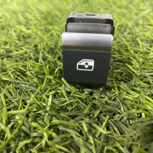 Кнопка стеклоподъемника задняя левая Audi Q8 4M