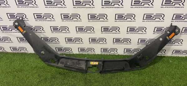 Накладка замка капота Mercedes Benz GLE W166