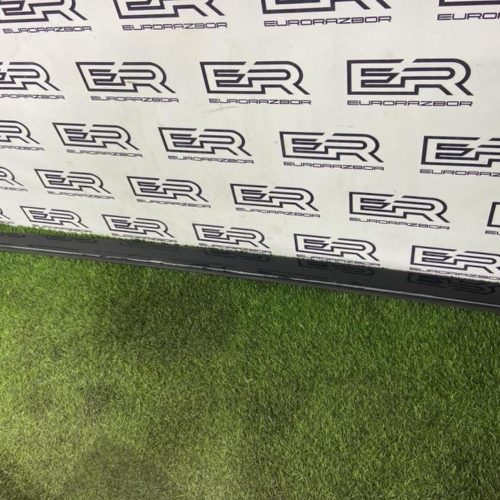 Молдинг кpыши левый Land Rоvеr Spоrt 2 L494