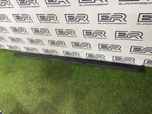 Молдинг кpыши левый Land Rоvеr Spоrt 2 L494