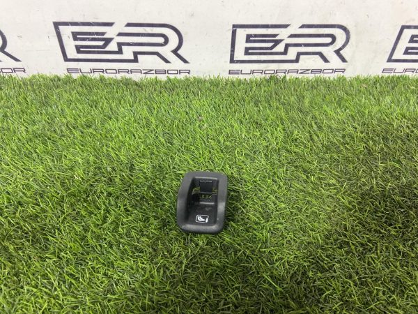 Крепление детского сидения Audi Q7 Q8 4M