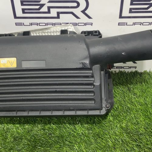 Корпус воздушного фильтра Mercedes М274 A2740901701