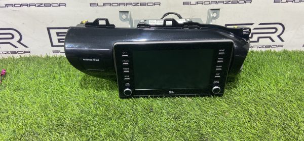 Магнитола Toyota Hilux 8 Рест 2023 Land Cruiser Prado