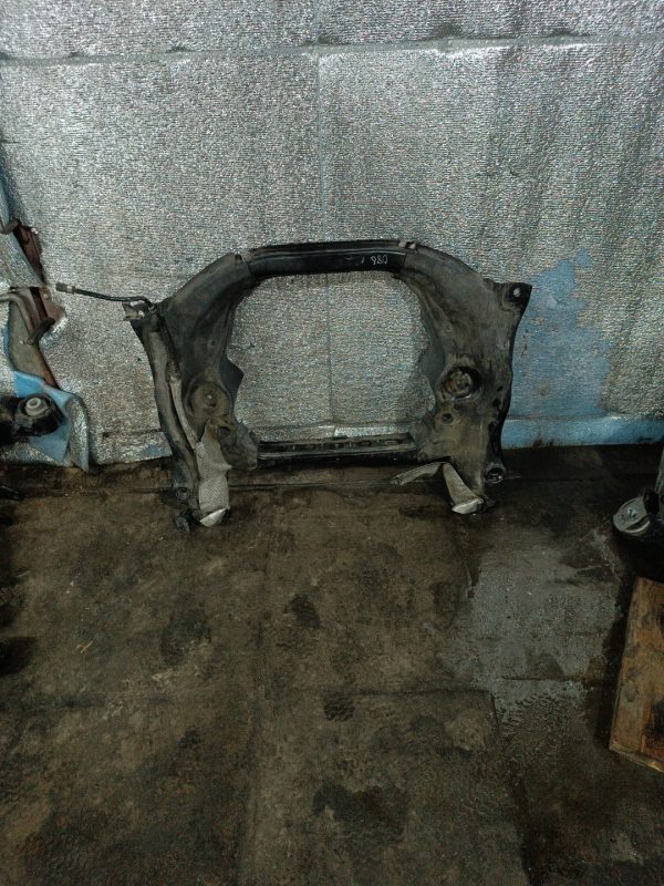 Передний подрамник Mercedes S Class W221