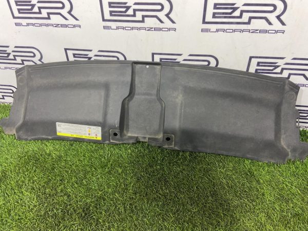 Кожух замка капота Audi A7 4G 2010