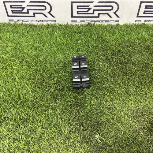 Блок кнопок стеклоподъемника водительской двери Audi Q8 4M