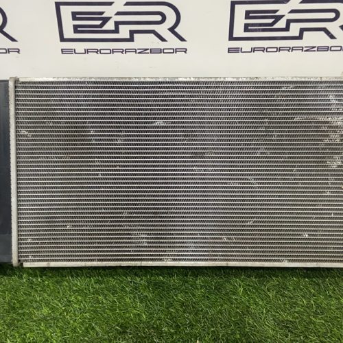 Радиатор основной Toyota Hilux 8 Рест