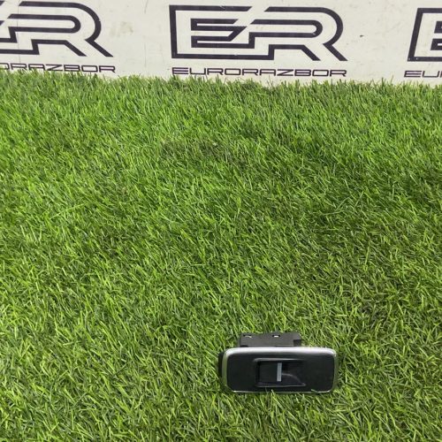 Кнопка стеклоподъёмника Jaguar F Pace