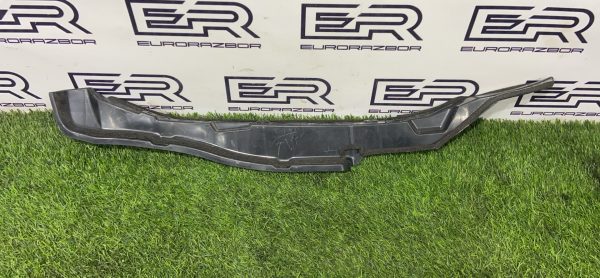 Пыльник крыла Toyota Hilux 8 Рест