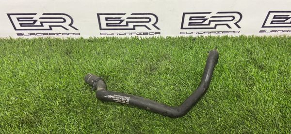 Патрубок охлаждения Mercedes М270 М274