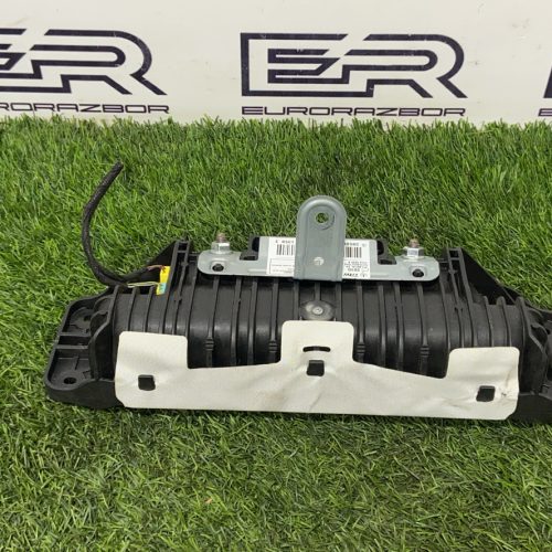 Подушка безопасности пассажира в торпедо Mercedes w205 X253