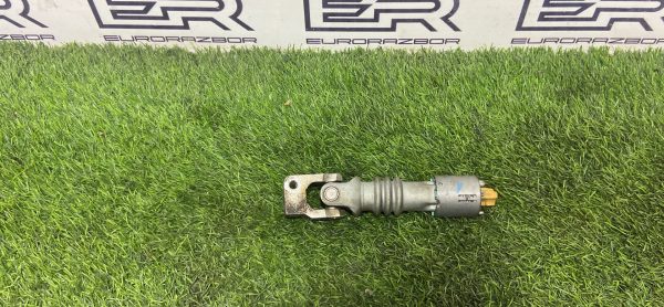 Рулевой кардан Mercedes W205