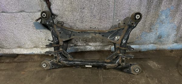 Задний подрамник jaguar f pace Range Rover Velar