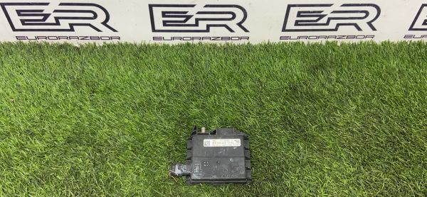 Распределитель тока Mercedes E W213